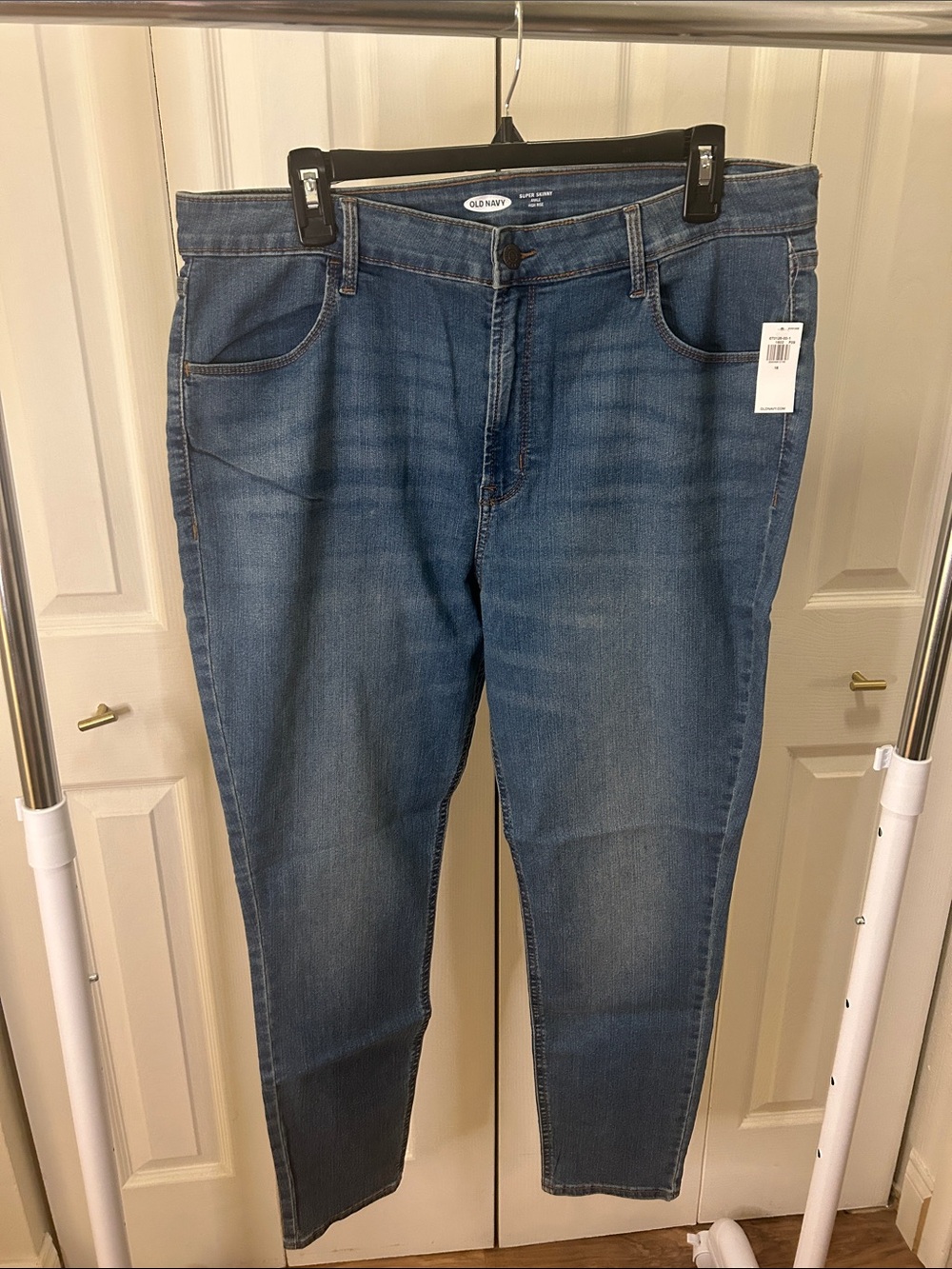 NWT Old Navy High Rise Super Skinny Ankle Jeans SZ 16